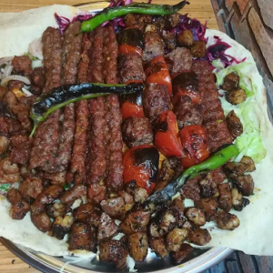 Tekirdağ'da ne yenir? İşte Tekirdağ Lezzet Rehberi bu sorunuza yanıt olacak! Daha fazla lezzet rehberi için İstanbul Lezzet Durakları'na abone olun!