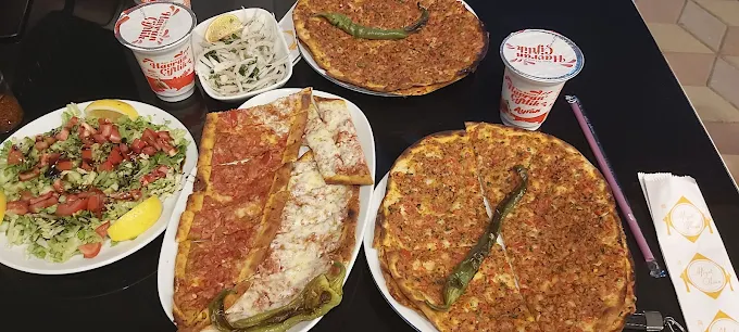 Edremit'te En İyi Lahmacun Nerede Yenir? 5 Mekan Önerisi (2026) 1 image 171
